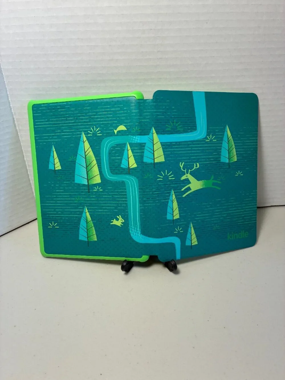 Amazon Kindle emerald forest